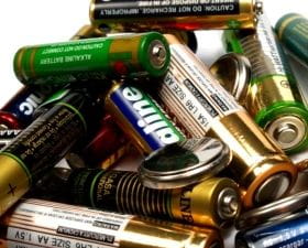 Póki co najpopularniejsze są ogniwa wymienne, czyli baterie i akumulatory.