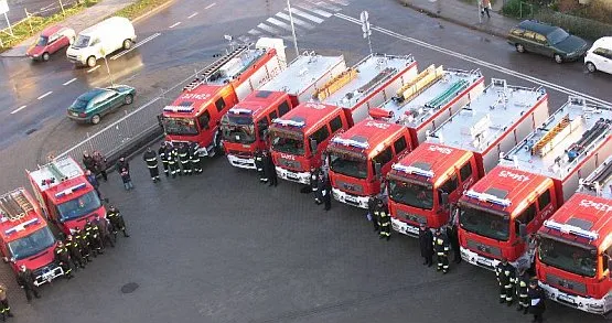 Ponad 30 nowych wozów trafiło do pomorskich strażaków
