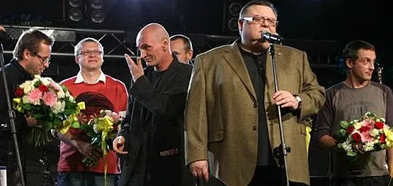 Grupa Lao Che od Akademii Muzycznej Trójki otrzymała Mateusza 2008. Galę wręczania nagród prowadzili Wojciech Mann i Agnieszka Szydłowska, na scenie gościnnie pojawił się także Lech Janerka. 