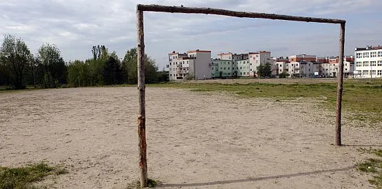 Gra w takich warunkach to chleb powszedni młodych piłkarzy nie tylko na Pustkach Ciskowskich.