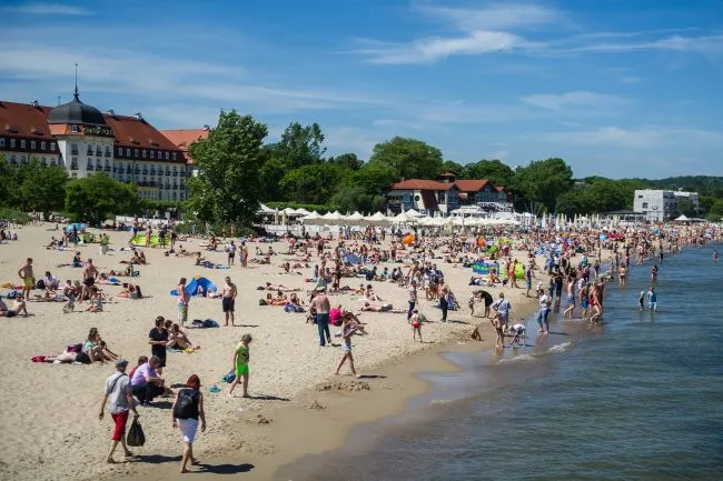 W słoneczne weekendy na trójmiejskich plażach dochodzi do kilkuset zaginięć dzieci. W Sopocie ostatni weekend lipca przyniósł ok. 60 interwencji.
 