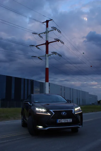 Lexus NX 300h AWD F Sport