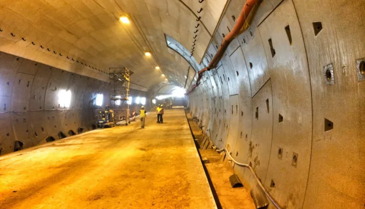 W przyszłym roku mają głównie być kończone dawne inwestycje, jak tunel pod Martwą Wisłą, który oddany zostanie do użytku w kwietniu. 
