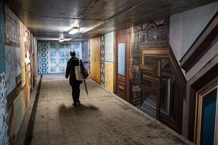 Murale w tunelu pod ul. Junacką.