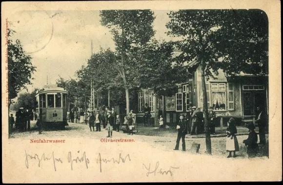 Tramwaj linii 10 na ulicy Oliwskiej w Nowym Porcie. Zdjęcie wykonane na początku XX wieku.