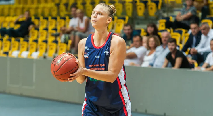 Tatiana Troina byłą jedną z czołowych koszykarek Basketu w pierwszej połowie. Po zmianie stron praktycznie zniknęła z parkietu.