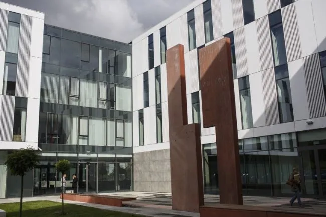 Budynek neofilologii, czyli nową siedzibę Wydziału Filologicznego, zasiedli od 1 października ponad 3 tys. studentów.