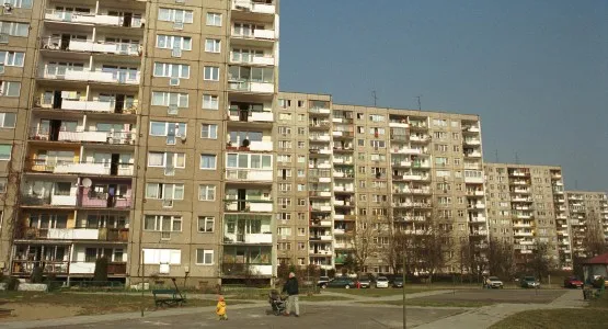 Na sopockim Brodwinie wysokich budynków nie brakuje, miasto nie pozwala jednak na budowę kolejnego. Urzędnicy sugerują, że chcący go postawić deweloper próbuje zablokować uchwalenie nowego studium zagospodarowania miasta.