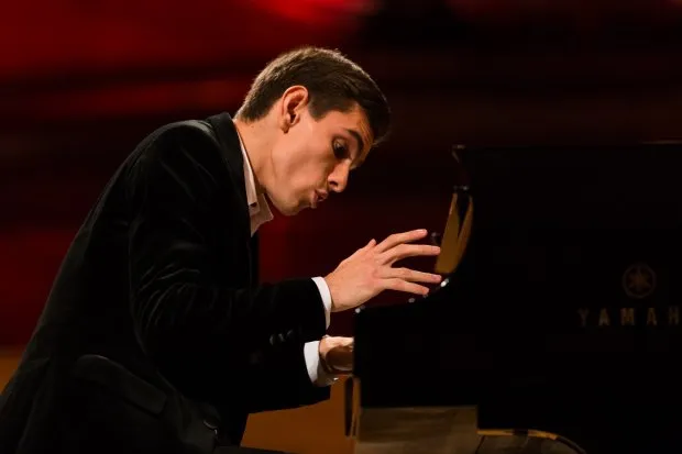 W środę 28 października o godz 19 w Filharmonii Bałtyckiej wystąpi Dmitrij Szyszkin, laureat VI miejsca na tegorocznym, XVII Konkursie Chopinowskim. 