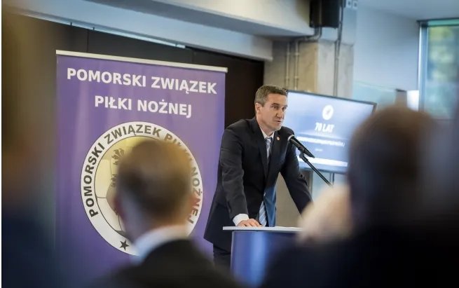 Radosław Michalski od sierpnia 2012 roku jest prezesem Pomorskiego Związku Piłki Nożnej. 