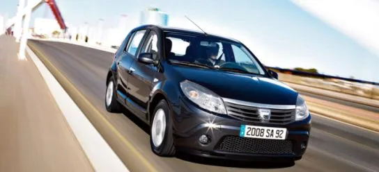 Dacia Sandero - budżetowy towarzysz każdej podróży. 