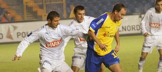 Damian Nawrocik otrzymał propozycję przedłużenia kontraktu o pół roku, do końca sezonu 2008/09.