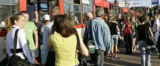 Nowa taryfa ma ułatwić podróżowanie komunikacją miejską po Trójmieście przede wszystkim turystom. 