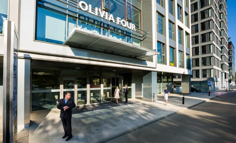 Olivia Four to 11-piętrowy budynek biurowy klasy A, stanowiący czwarty etap inwestycji Olivia Business Centre.