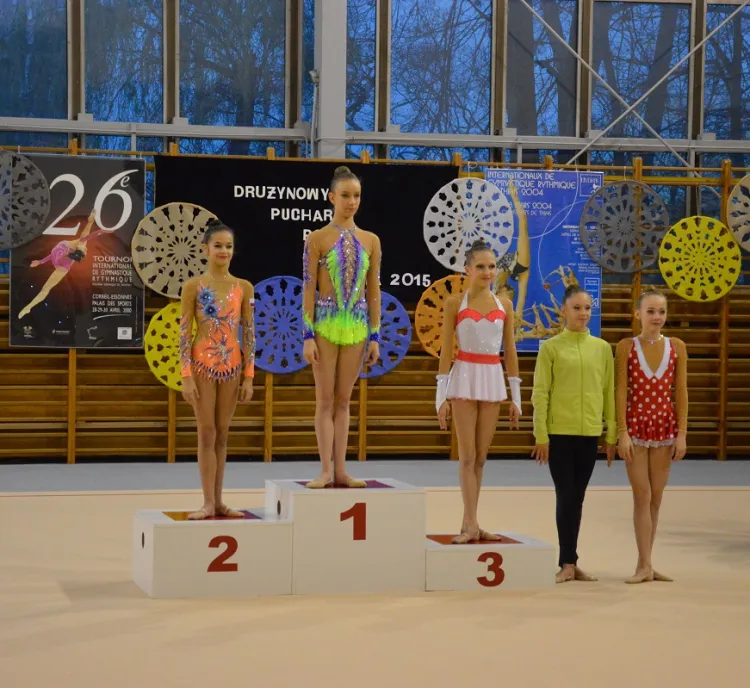 Najlepsze juniorki podczas Drużynowego Pucharu Polski w Gdyni. Na najwyższym stopniu podium Natalia Kozioł. 