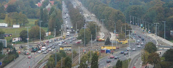 We wtorek ok. godz. 4.45 linia nr 2 i o 4.25 linia nr 6 (na wysokości Opery) jako pierwsze wjadą na wyremontowane torowisko wzdłuż al. Zwycięstwa w Gdańsku.