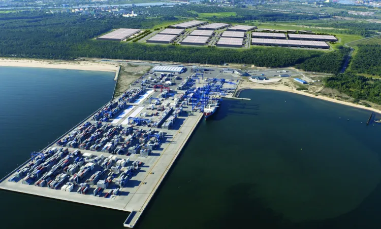 Centrum logistyczne, które powstaje na działce o powierzchni 110 ha, oferuje możliwość budowy magazynów, hal produkcyjnych o łącznej powierzchni ok. 500 tys. m kw. 