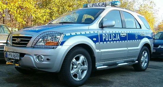 W czwartek na parking Komendy Wojewódzkiej Policji w Gdańsku wjechały pierwsze samochody marki Kia Sorento.