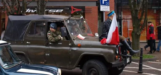 Gdańska Parada Niepodległości to też pokaz kolekcjonerskich moto-zbiorów Pomorzan.