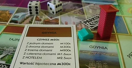 Od momentu kiedy Gdynia znalazła się na planszy Monopoly popularność tej gry wyraźnie wzrosła wśród mieszkańców. 