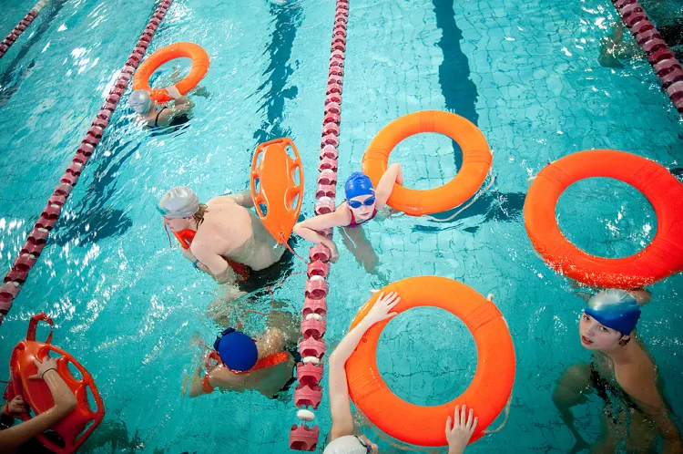 Z miejskich pływalni w Gdańsku i w Sopocie uczniowie będą mogli skorzystać podczas ferii znacznie taniej niż na co dzień.