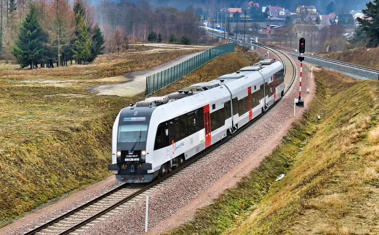 Pociągi SKM nie będą jedynymi składami pasażerskimi, które  poruszać się będą na trasie Kościerzyna - Gdynia.