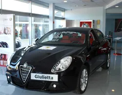 Jeszcze przedpremierowa, Alfa Romeo Giulietta.