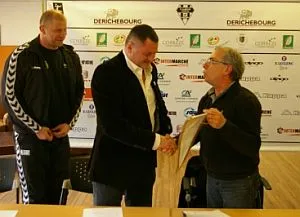 Trener Grzegorz Kacała i prezes Bogdan Jancen doprowadzili do podpisania umowy o współpracy i partnerstwie Lechii z CA Brive.