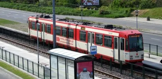 Obecnie jeden skład Duewag N8C obsługuje trasę na Chełm, drugi został wypożyczony do Krakowa. Docelowo  po Gdańsku będzie jeździć 46 zmodernizowanych Dortmundów. 