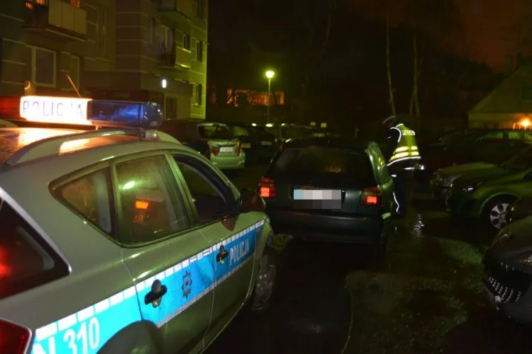 W dwóch przypadkach - obu w Sopocie - policjanci musieli ścigać pijanych kierowców.