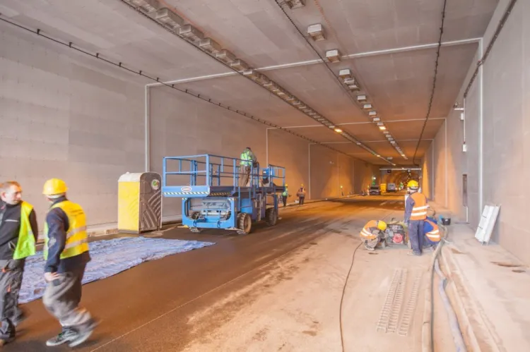 Południowa nitka tunelu pod Martwą Wisłą.