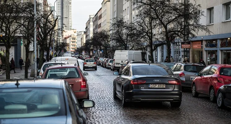 Strefa Tempo 30 ma spowodować, że kierowcy będą po ulicy Starowiejskiej jeździli wolniej niż do tej pory. 