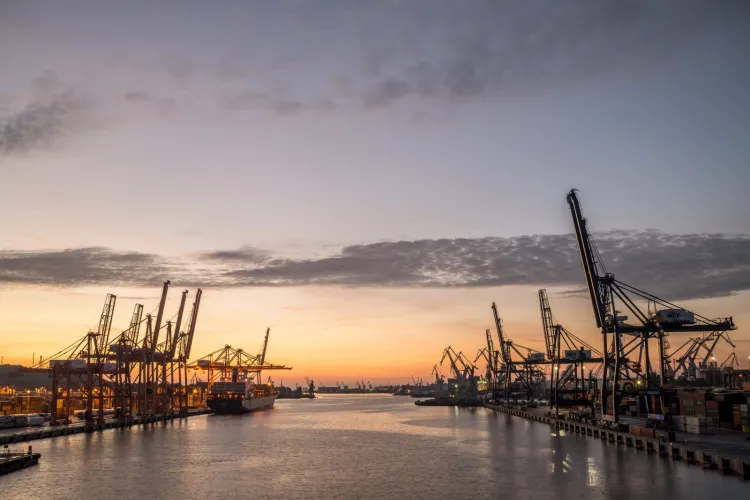 Rok 2015 był dobrym okresem dla gdyńskiego portu. Obroty ładunkowe wyniosły 18,2 mln ton - co stanowi drugi wynik w historii portu.