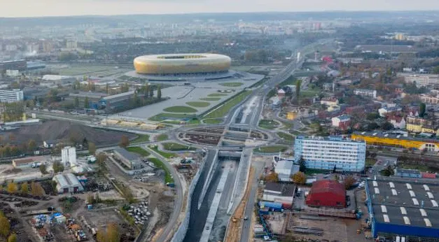 Wprowadzenie ronda turbinowego na ul. Marynarki Polskiej będzie największą zmianą w związku z planowanym otwarciem tunelu pod Martwą Wisłą. Zdjęcie z października 2014 r.