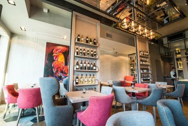 Wnętrze restauracji Przystanek Orłowo. Proj. Krystian Rassmus.