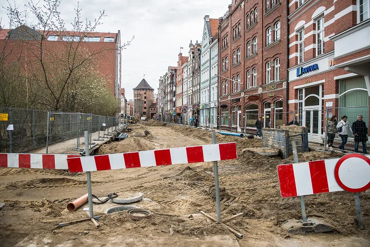 Gdańsk przebudowuje Stągiewną i fragmenty kilku innych  ulic w północnej części Wyspy Spichrzów. 