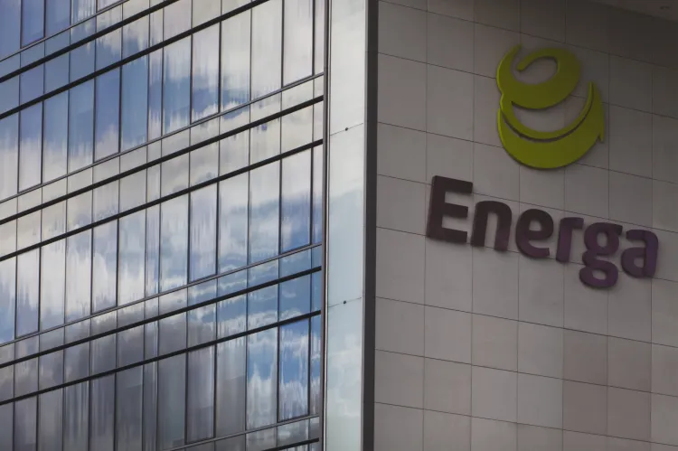 Minister energii - Krzysztof Tchórzewski - poinformował, że nie widzi potrzeby łączenia Energi z PGE.