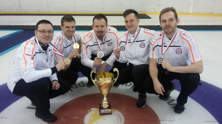 Tegoroczni mistrzowie Polski w curlingu, tym razem na swoim terenie, powalczą o kolejny sukces. Takim niewątpliwie byłoby zwycięstwo w Pomerania Curling Cup.