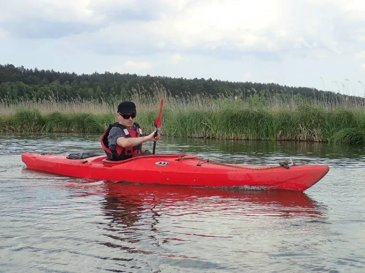 Rekreacyjny spływ Zbrzycą na odcinku z Kaszuby do Laski