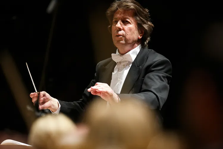 Ernst van Tiel rezygnuje z kierowania gdańskimi filharmonikami. 