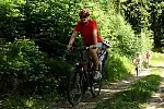 Ciekawa, kilkunastokilometrowa trasa poprowadzona wśród malowniczych pejzaży sprawiła, że pierwsza tegoroczna edycja Rodzinnego Pikniku Rowerowego cieszyła się ogromną frekwencją.
