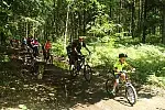 Ciekawa, kilkunastokilometrowa trasa poprowadzona wśród malowniczych pejzaży sprawiła, że pierwsza tegoroczna edycja Rodzinnego Pikniku Rowerowego cieszyła się ogromną frekwencją.