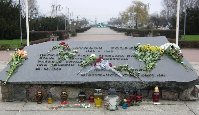 Tam, gdzie dziś stoi Płyta Marynarza Polskiego, w przyszłości ma znaleźć się Pomnik Polski Morskiej.
