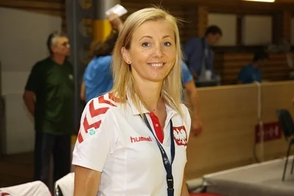 Edyta Majdzińska w przeszłości prowadziła m. in. juniorską reprezentację Polski. Teraz otrzymała szansę, aby poprowadzić drużynę w PGNiG Superlidze kobiet.