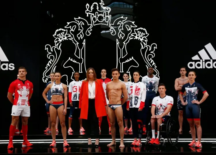 Stroje olimpijskie reprezentacji Wielkiej Brytanii podczas Igrzysk w Rio 2016. Projekt Stelli McCartney we współpracy z Adidas