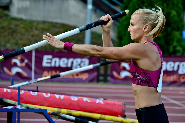 Po zakończeniu kariery tyczkarki pasją Anny Rogowskiej stało się bieganie. 