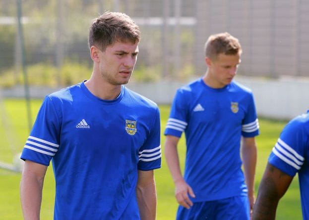 Andrij Waceba, jeśli załatwi na Ukrainie formalności związane z grą w Polsce, zostanie piłkarzem Arki Gdynia. 