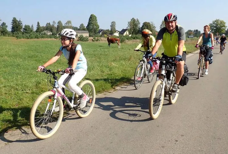 Piękna, słoneczna pogoda dopisała w realizacji III Rodzinnego Pikniku Rowerowego