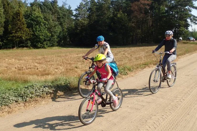 Piękna, słoneczna pogoda dopisała w realizacji III Rodzinnego Pikniku Rowerowego