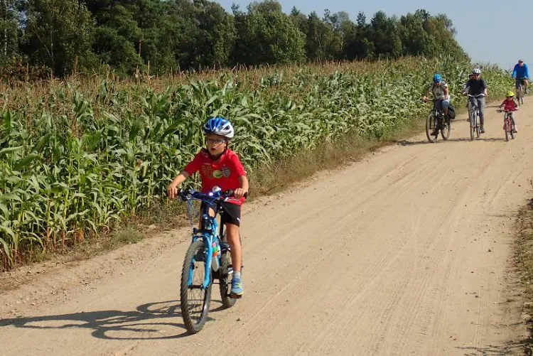 Piękna, słoneczna pogoda dopisała w realizacji III Rodzinnego Pikniku Rowerowego